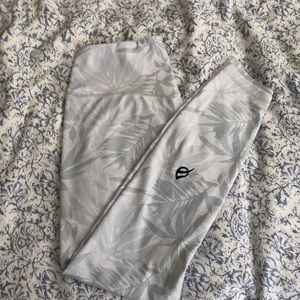 P’tula Deseree swift leggings M